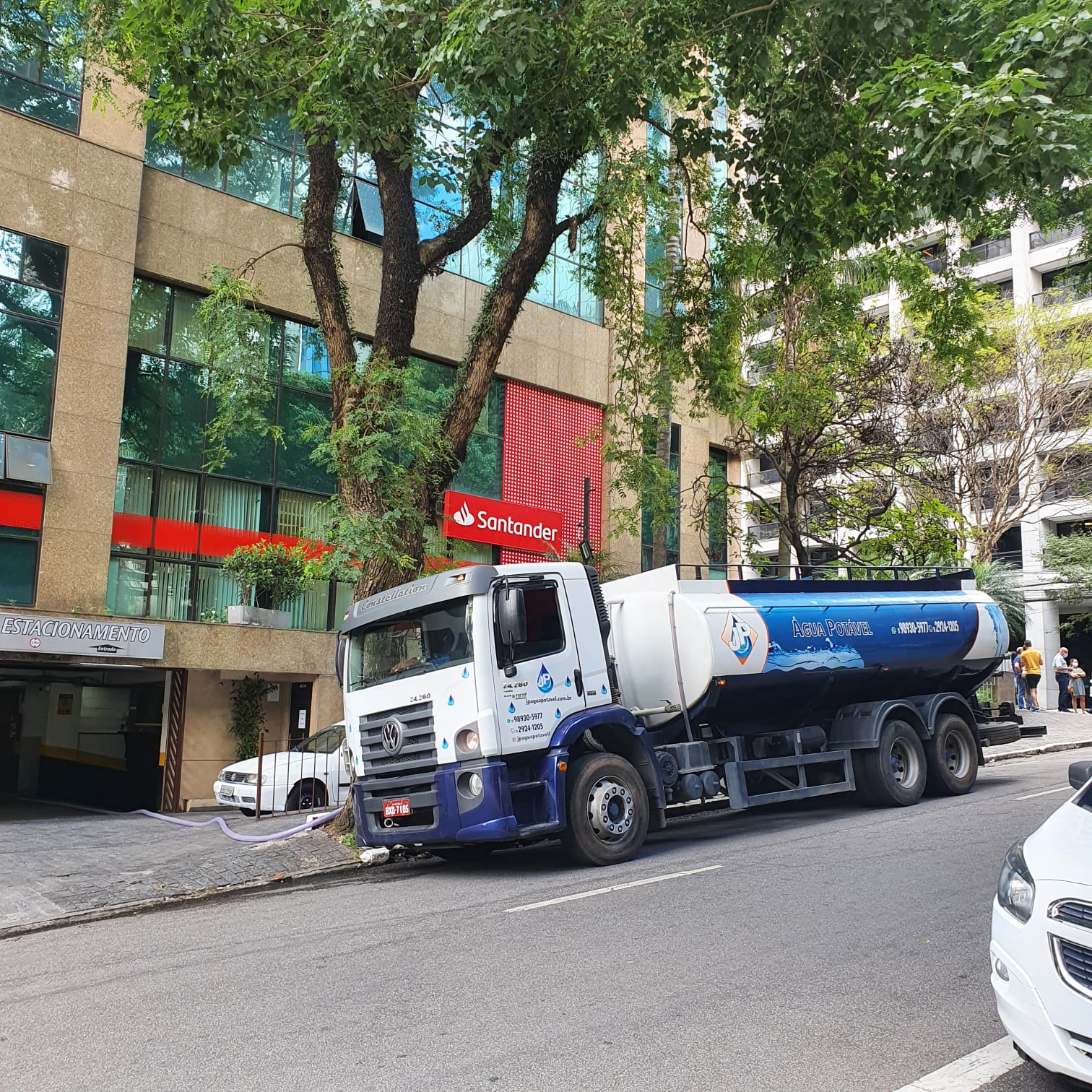 Quais tipos de caminhão água potável existem?