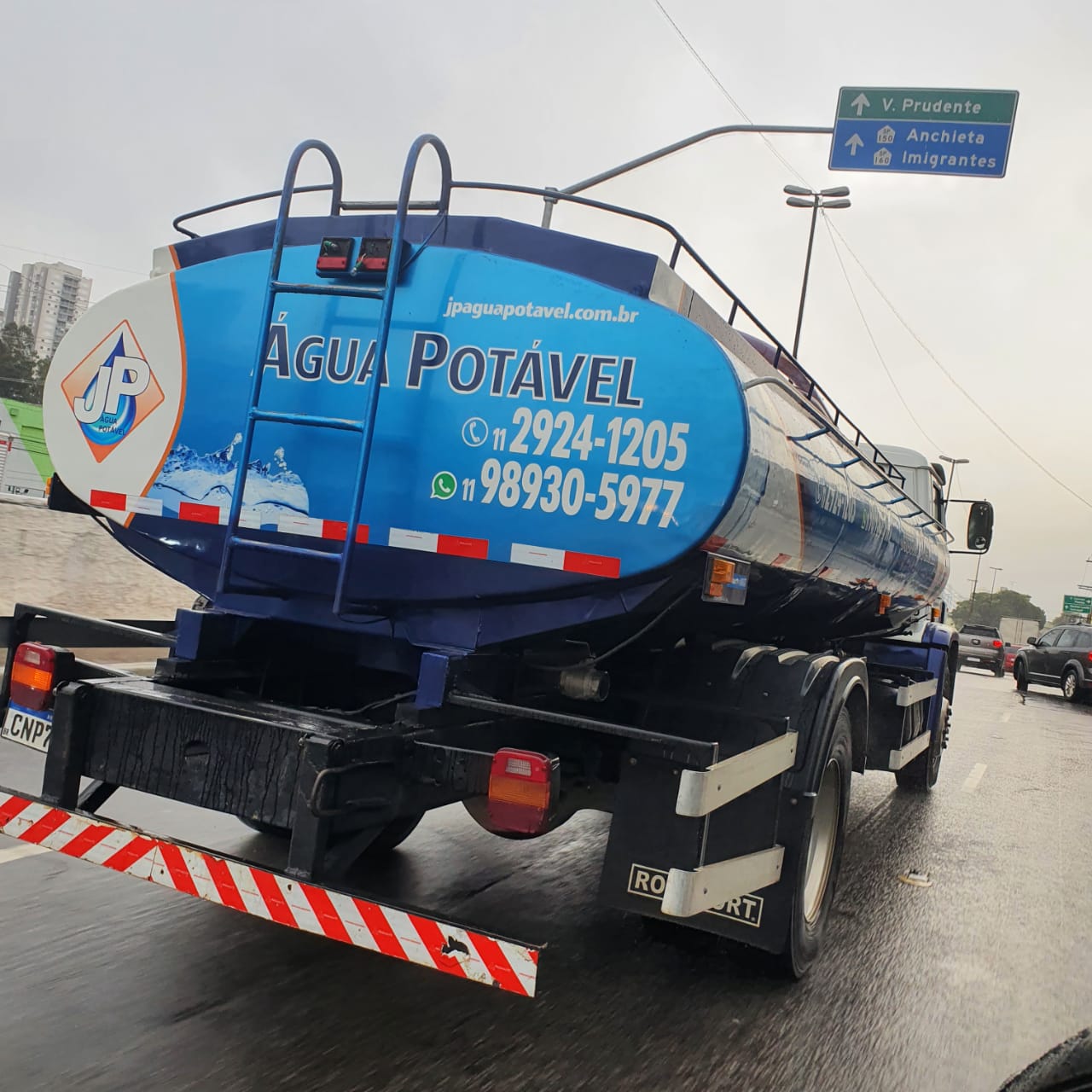 Saiba a importância da venda de água potável